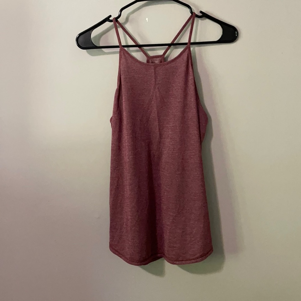 Lululemon workout top